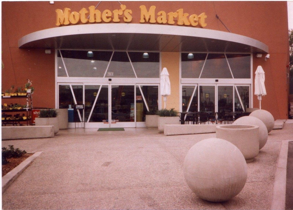Mother’s Market entrance doors
